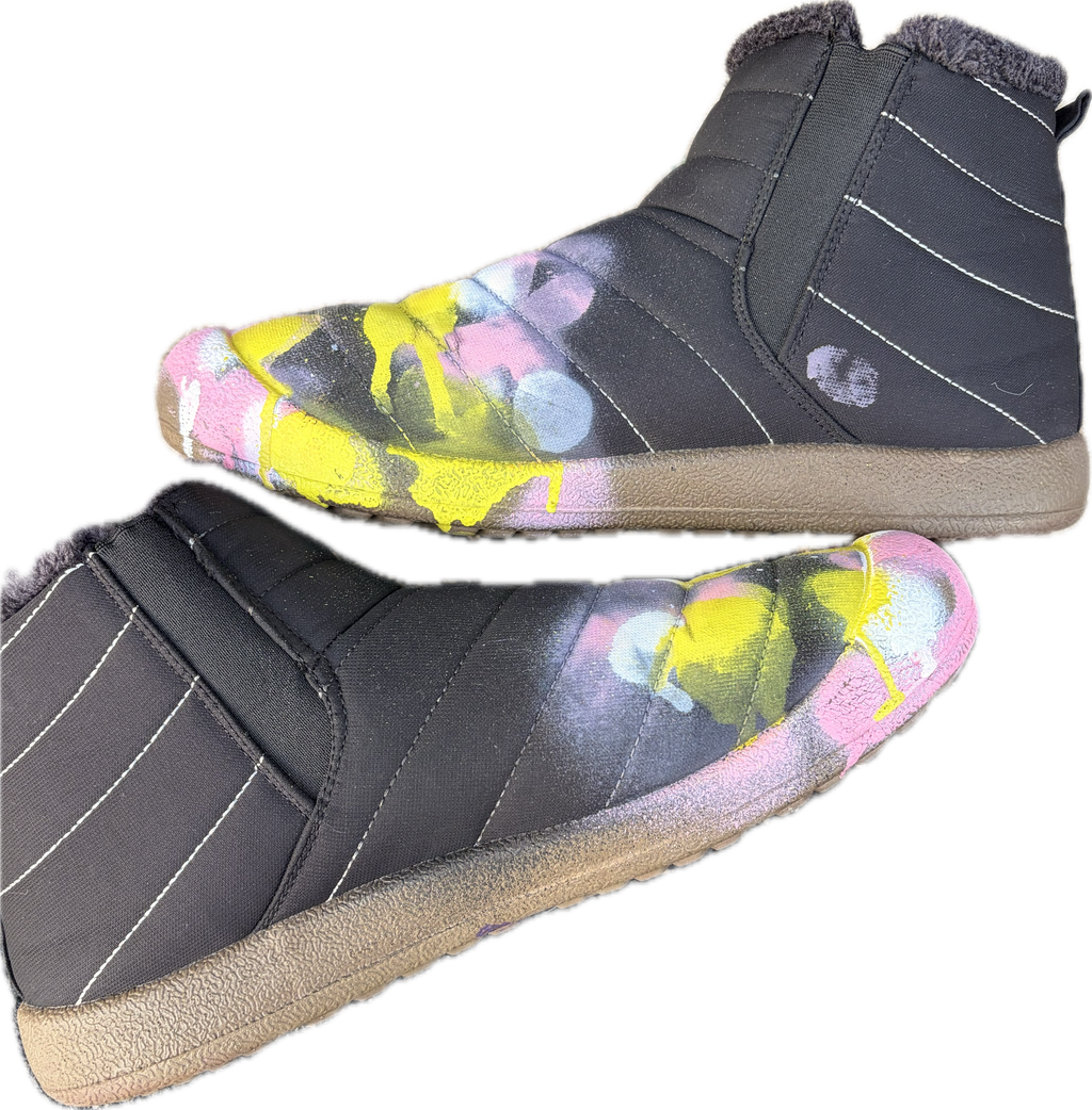 Black mid laceless (justsayes) bully teeth boots